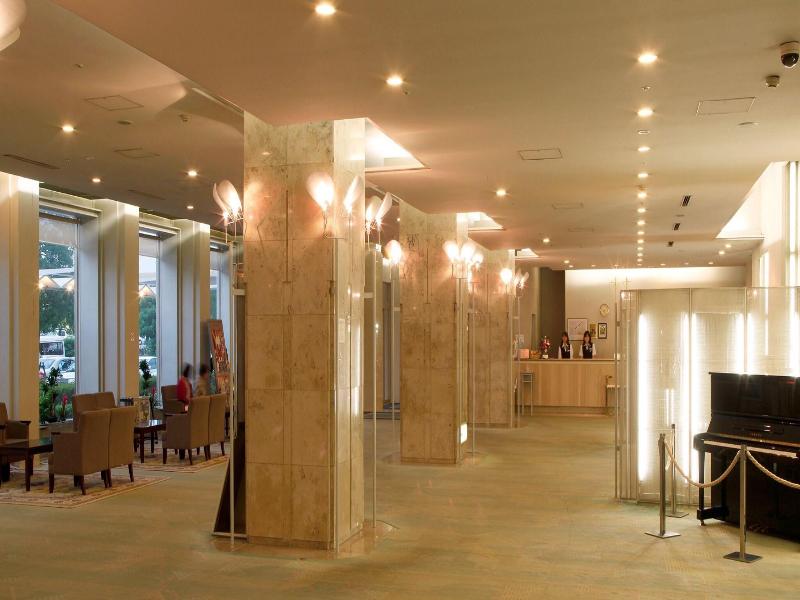Hotel Crown Palais Kitakyushu image