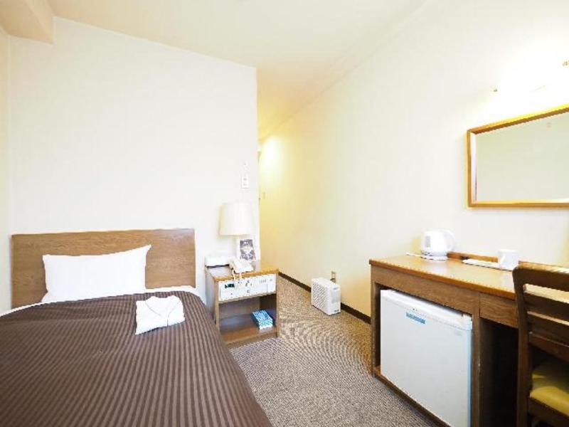 Sky Heart Hotel Hakata image