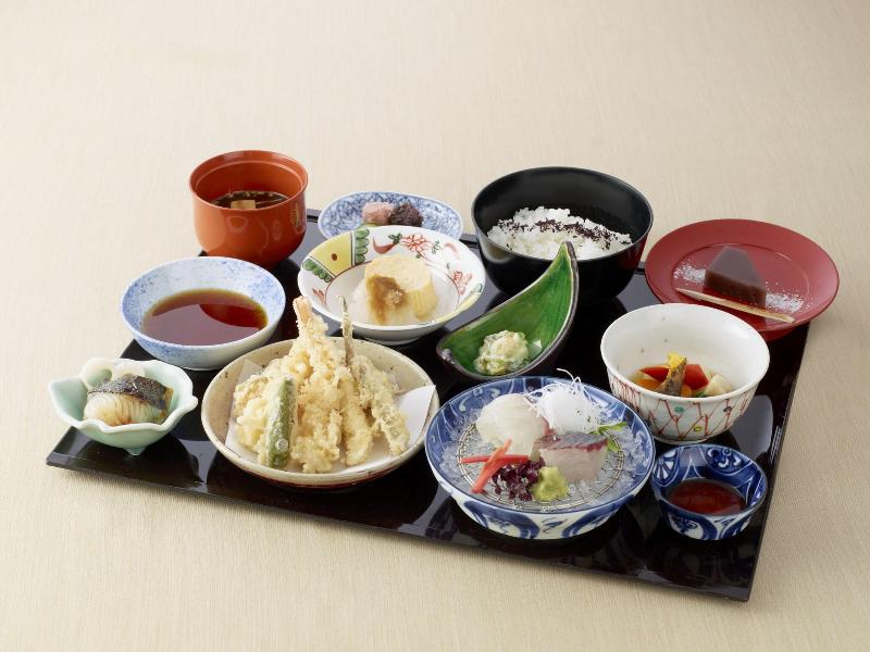 Kobe Seishin Oriental Hotel image