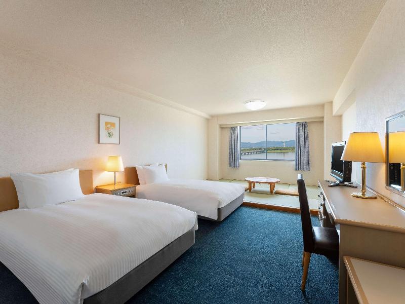 Grand Mercure Lake Hamana Resort & Spa image