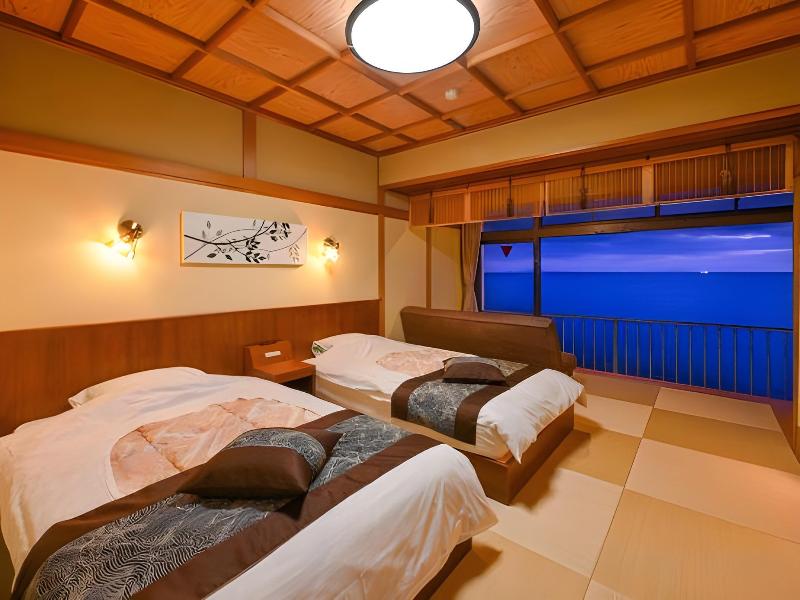 Inatori Tokai Hotel Yuen image