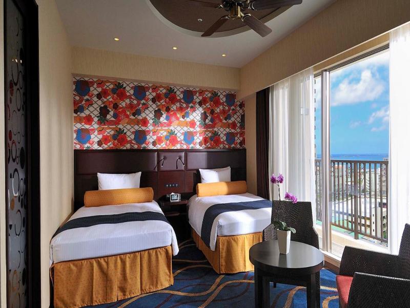 Loisir Spa Tower Naha image