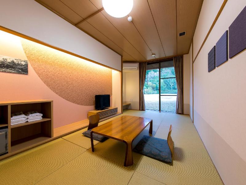Isekaguraba Resort Sennomori image