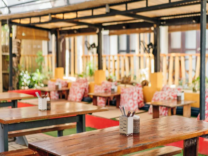 The Lazy Dog Bed and Breakfast image