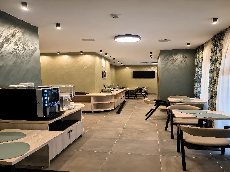 Garni Hotel Fineso image
