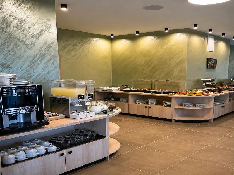 Garni Hotel Fineso image