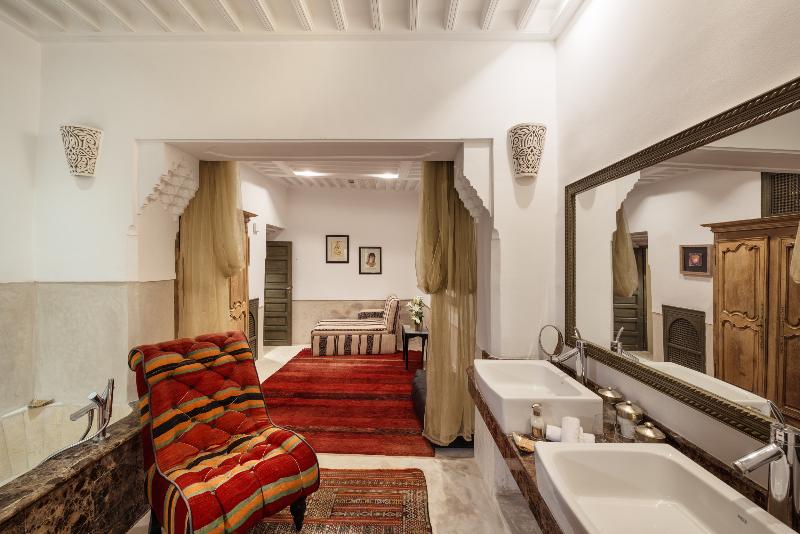 Le Farnatchi image