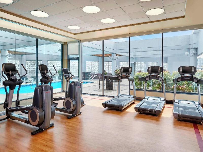 Sheraton Vancouver Guildford Hotel image