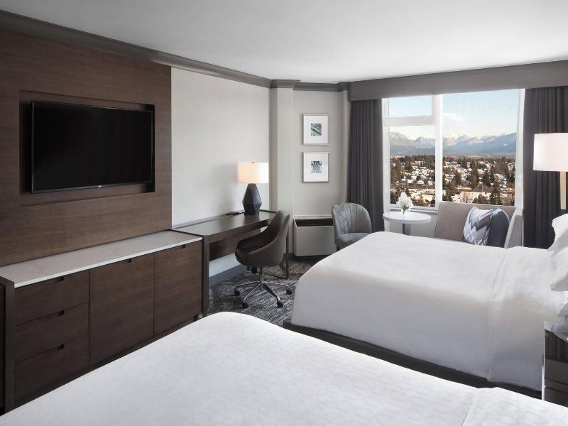 Sheraton Vancouver Guildford Hotel image