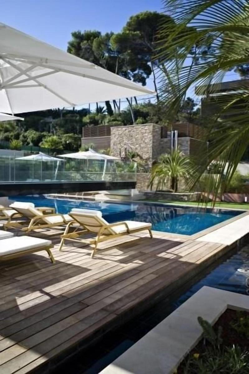 Hostellerie La Farandole image