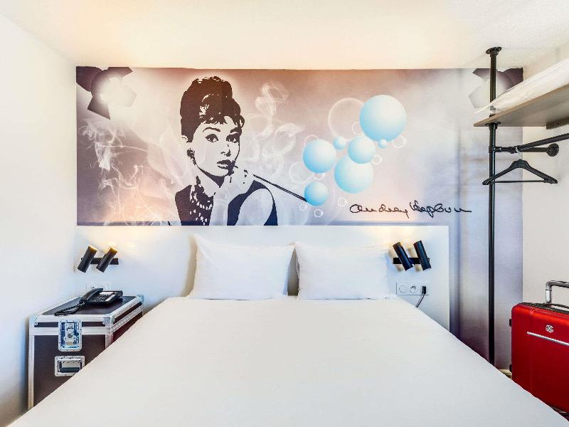 Ibis Styles Paris Saint Denis Plaine image