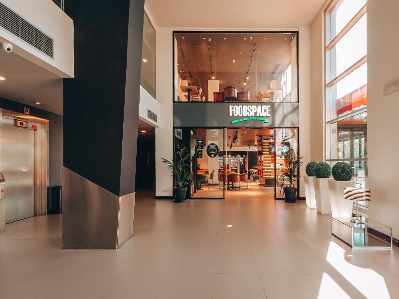 Vertice Roomspace Madrid — view