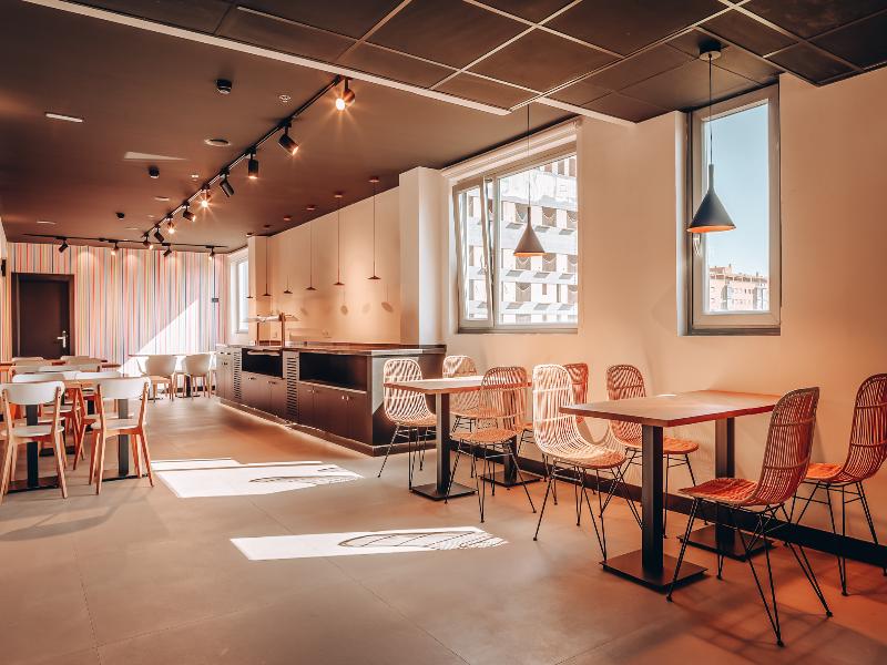 Vertice Roomspace Madrid — restaurant