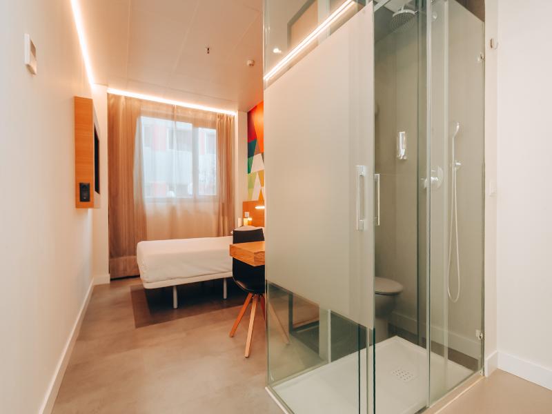 Vertice Roomspace Madrid image