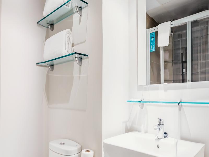 Vertice Roomspace Madrid image