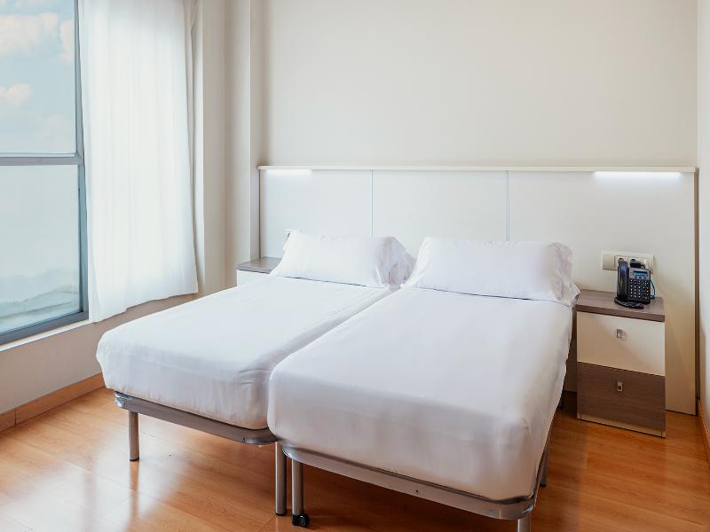 Vertice Roomspace Madrid image
