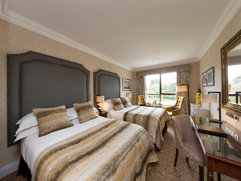 St Helens Hotel image