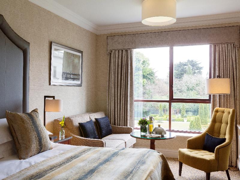 St Helens Hotel image
