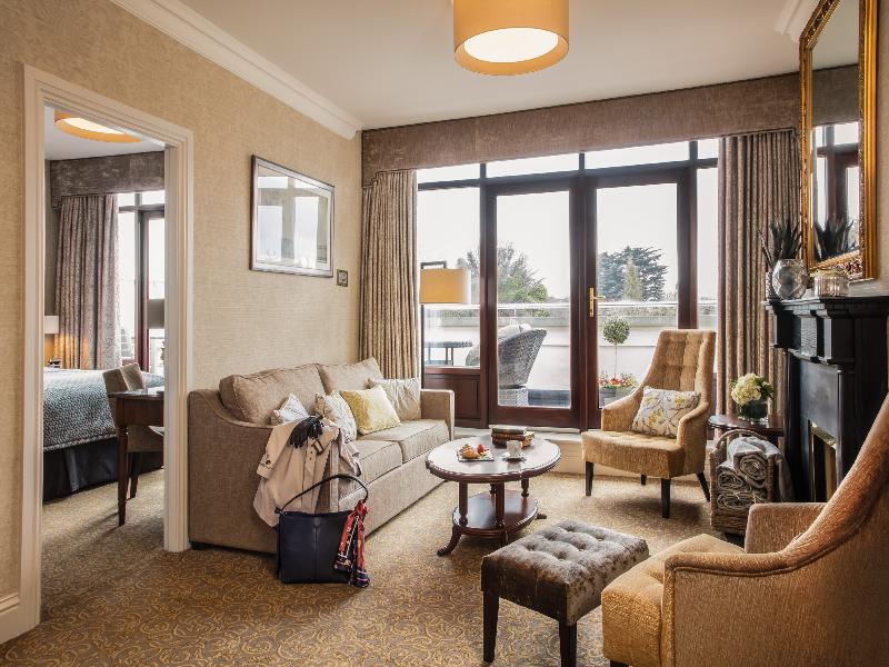 St Helens Hotel image