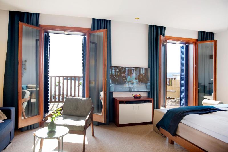 Hotel Portixol image