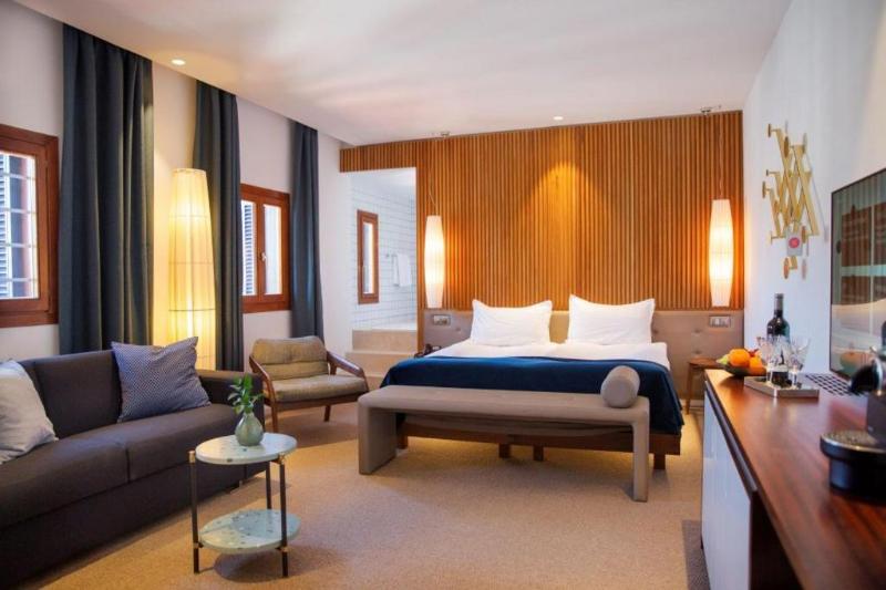 Hotel Portixol image