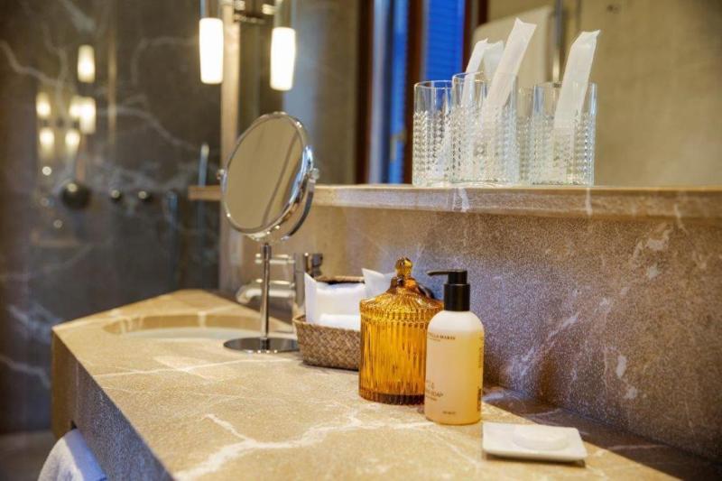 Hotel Portixol image