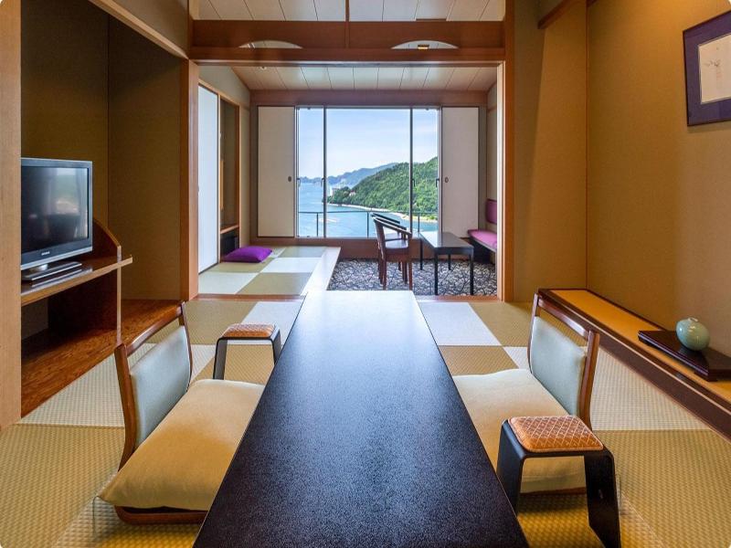 Toba Seaside Hotel image