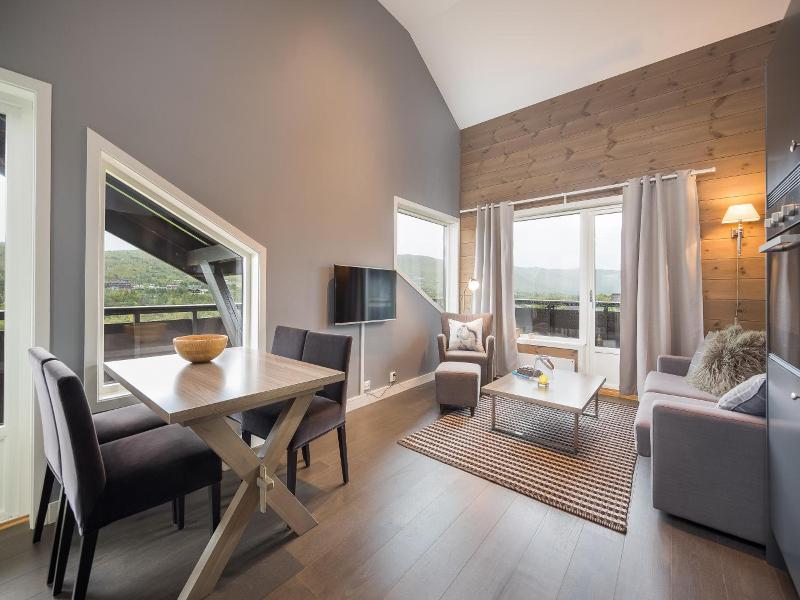 Highland Lodge image