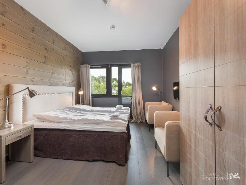 Highland Lodge image