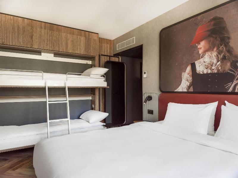 Park Inn Oslo image