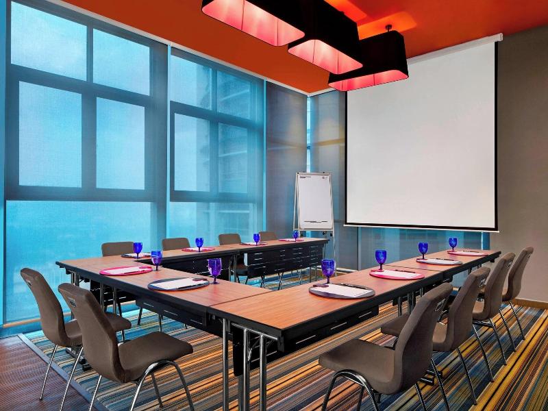 Aloft Kuala Lumpur Sentral image