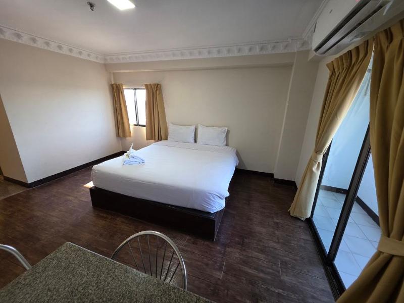 Tara Lake Hotel image