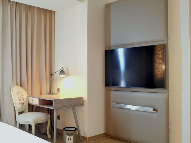 Mercure Jakarta Simatupang image