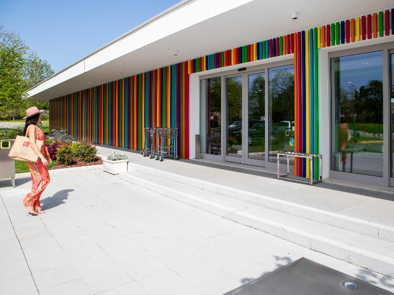 Golf Residence image