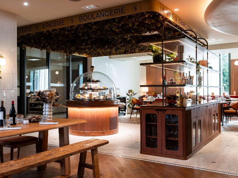 Hôtel Mercure Villefranche-en-Beaujolais - Ici  image