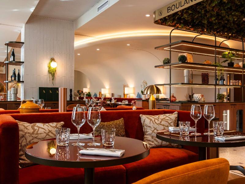 Hôtel Mercure Villefranche-en-Beaujolais - Ici  image