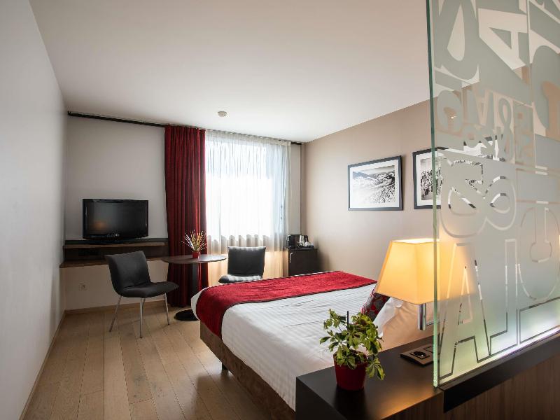 Hôtel Mercure Villefranche-en-Beaujolais - Ici  image
