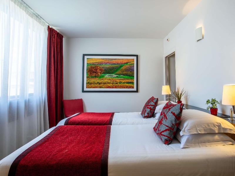 Hôtel Mercure Villefranche-en-Beaujolais - Ici  image