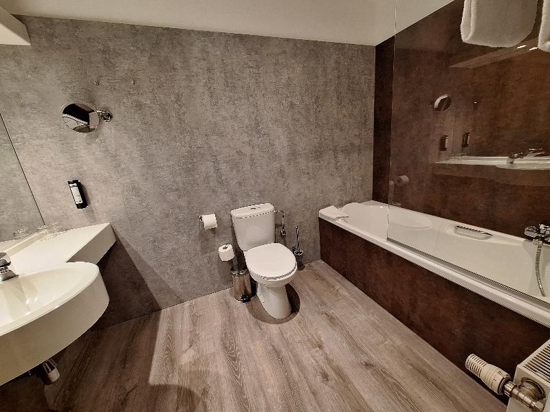 B&B HOTEL Mons Centre image