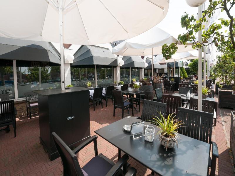 Hotel De Rustende Jager image