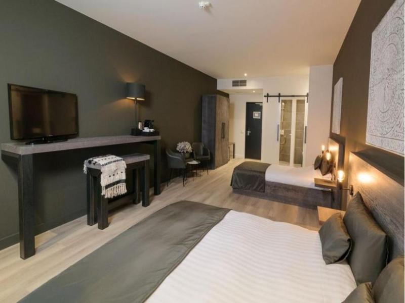 Hotel De Rustende Jager image