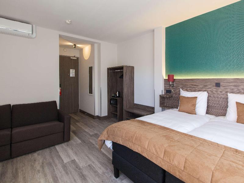 Best Western Hotel Den Haag image