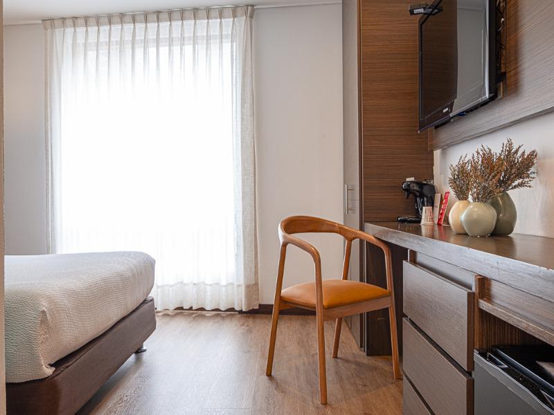 Hotel 84 DC image
