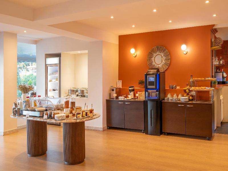 Best Western Plus La Rade image