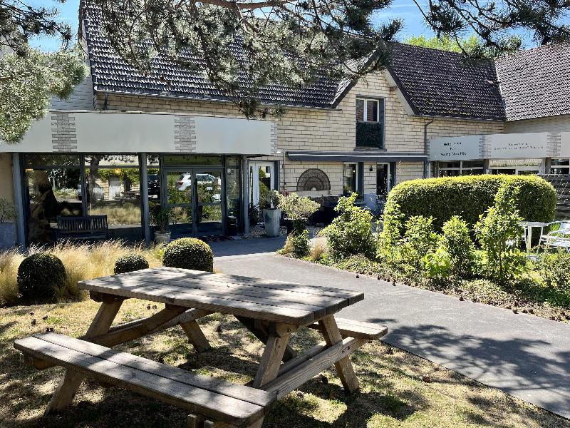 Best Western Hotel La Mare O Poissons image