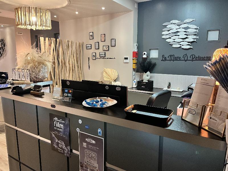 Best Western Hotel La Mare O Poissons image