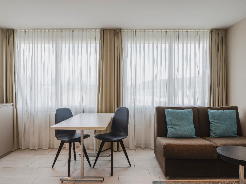Amanthos Living Zürich Airport image