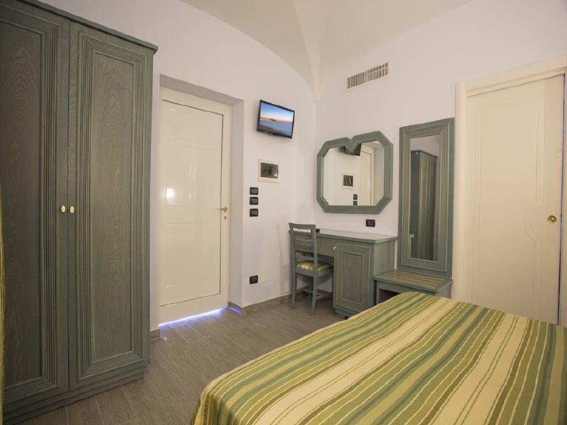Terme Saint Raphael Hotel image