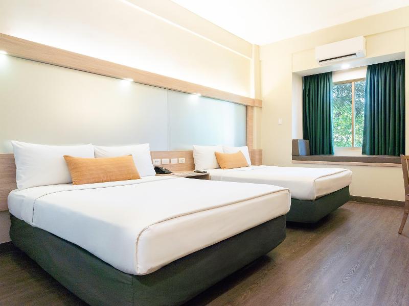 Microtel By Wyndham Tarlac image