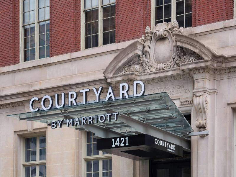 Courtyard by Marriott Philadelphia Downtown image